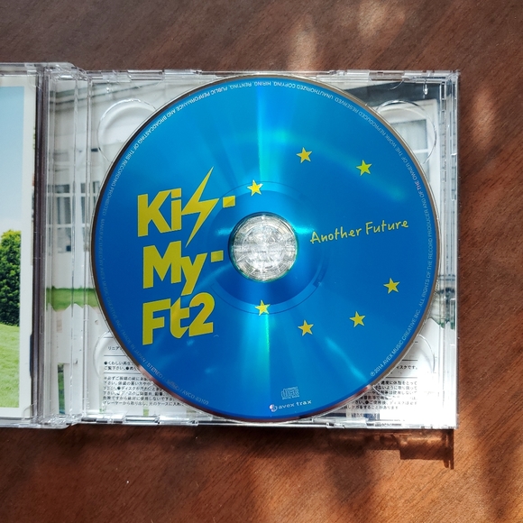 Kis-My-Ft2 - Another Future single with music video DVD - Picture 3 of 4